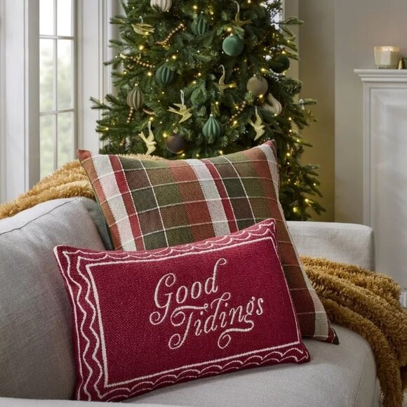 24"‎ Oversized Woven Christmas Plaid Throw Pillow – Threshold Studio McGee 2024 - Picture 2 of 6